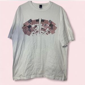 Vintage Lands' End White Single Stitch T-Shirt with American Flag Design